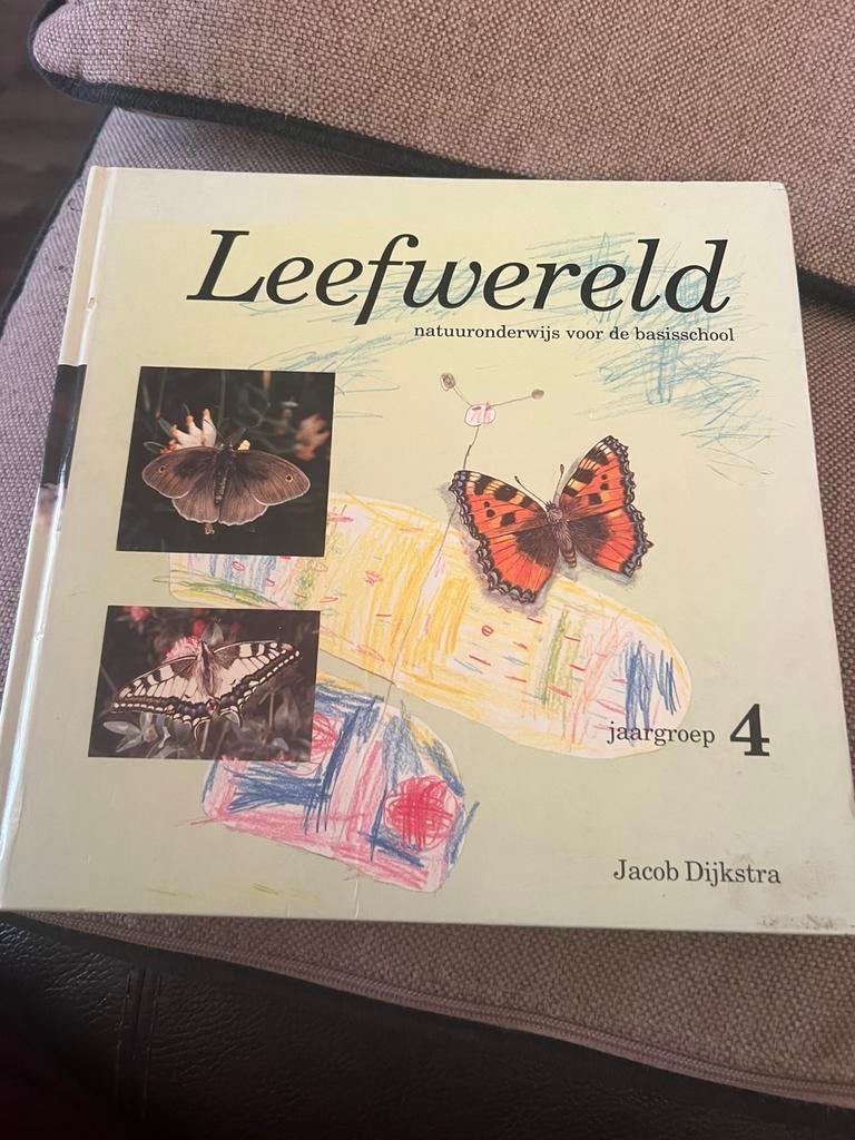Leefwereld natuuronderwijs voor basisschool, Boeken, Ophalen of Verzenden, Zo goed als nieuw, Overige niveaus