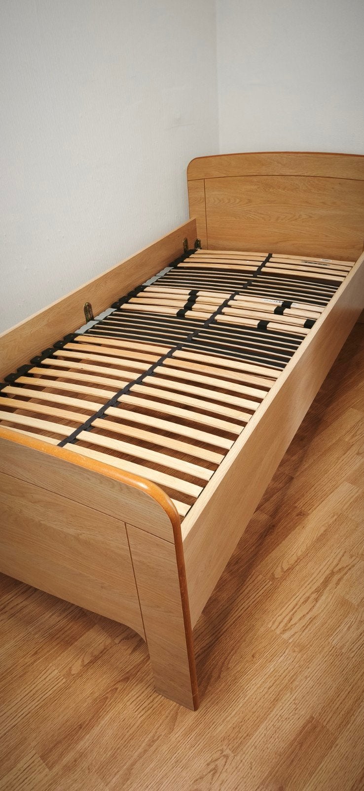 1 persoons bed, Huis en Inrichting, Slaapkamer | Bedden, Ophalen, Gebruikt, 90 cm, Eenpersoons