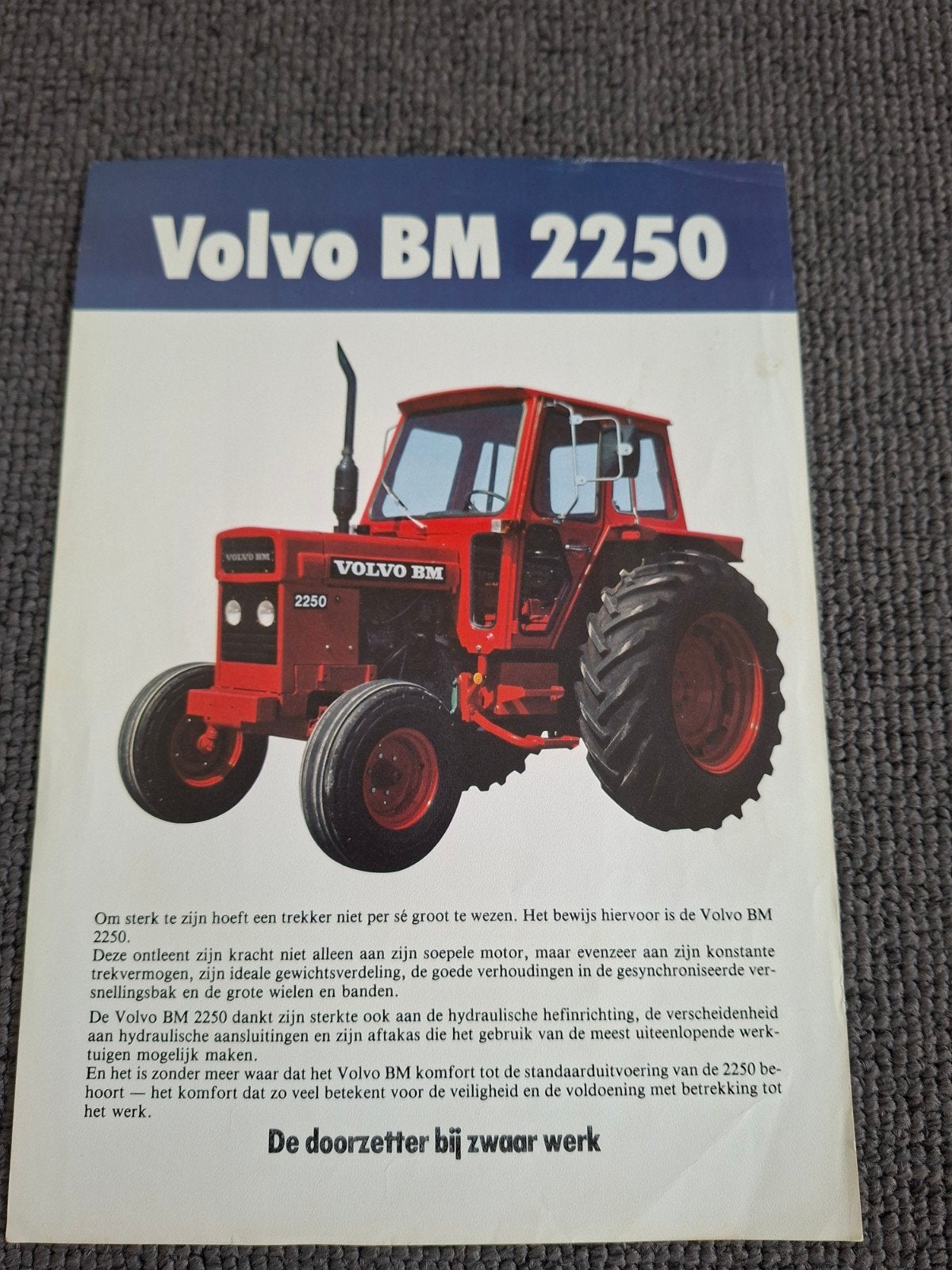 Volvo BM 2250 Brochure - De doorzetter bij zwaar werk, Ophalen of Verzenden, Gelezen, Algemeen, Volvo BM