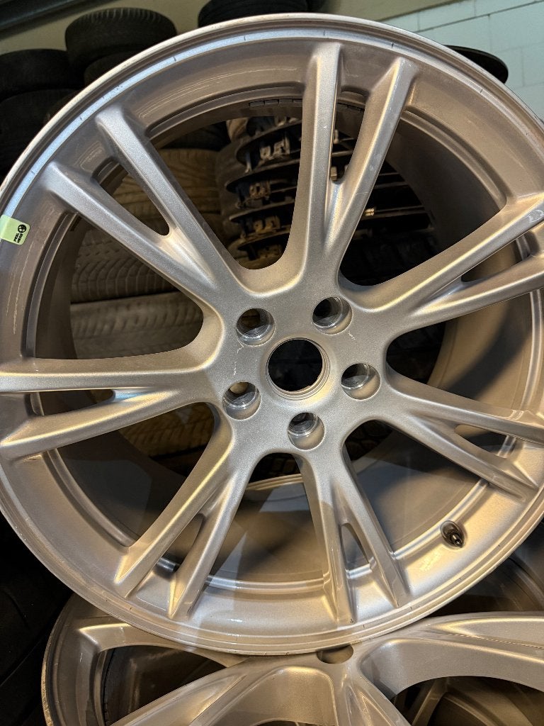 originele Tesla Arachnid 21-inch velgen, Auto-onderdelen, Banden en Velgen, Ophalen, Velg(en), 21 inch, All Season