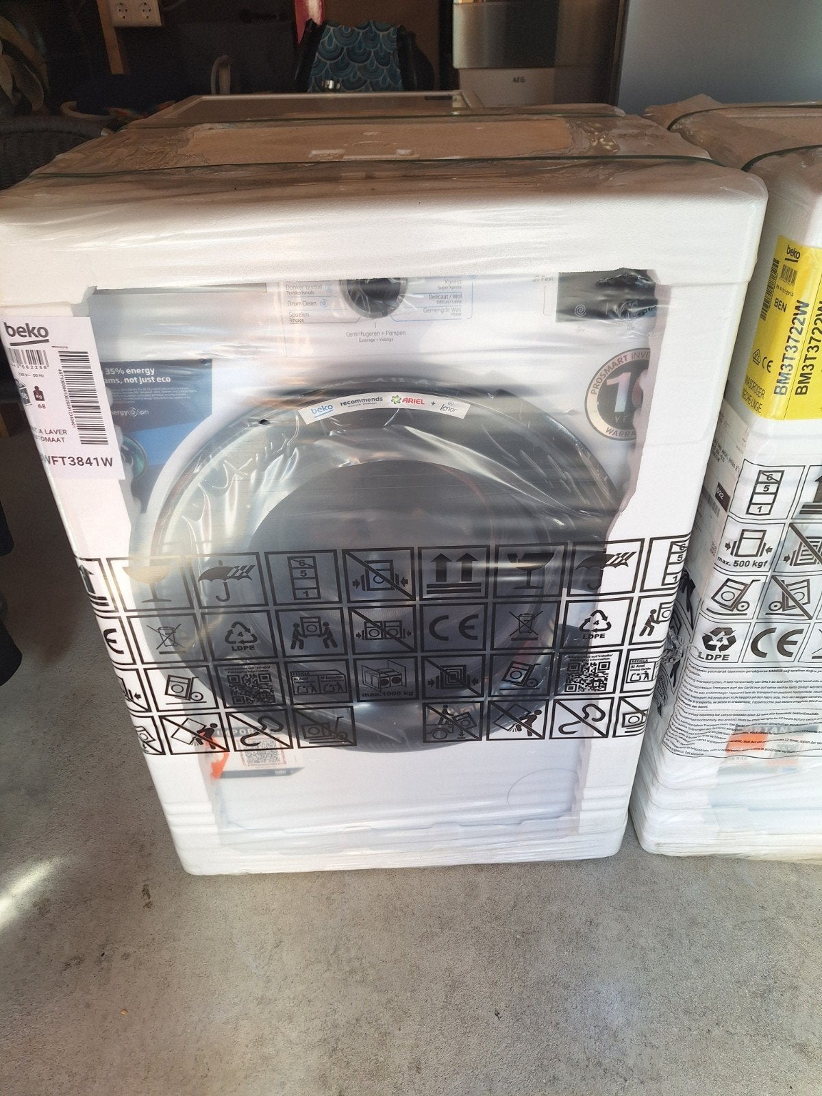 Nieuwe Beko  Wasmachine, Ophalen, Nieuw, 1200 tot 1600 toeren, Minder dan 85 cm