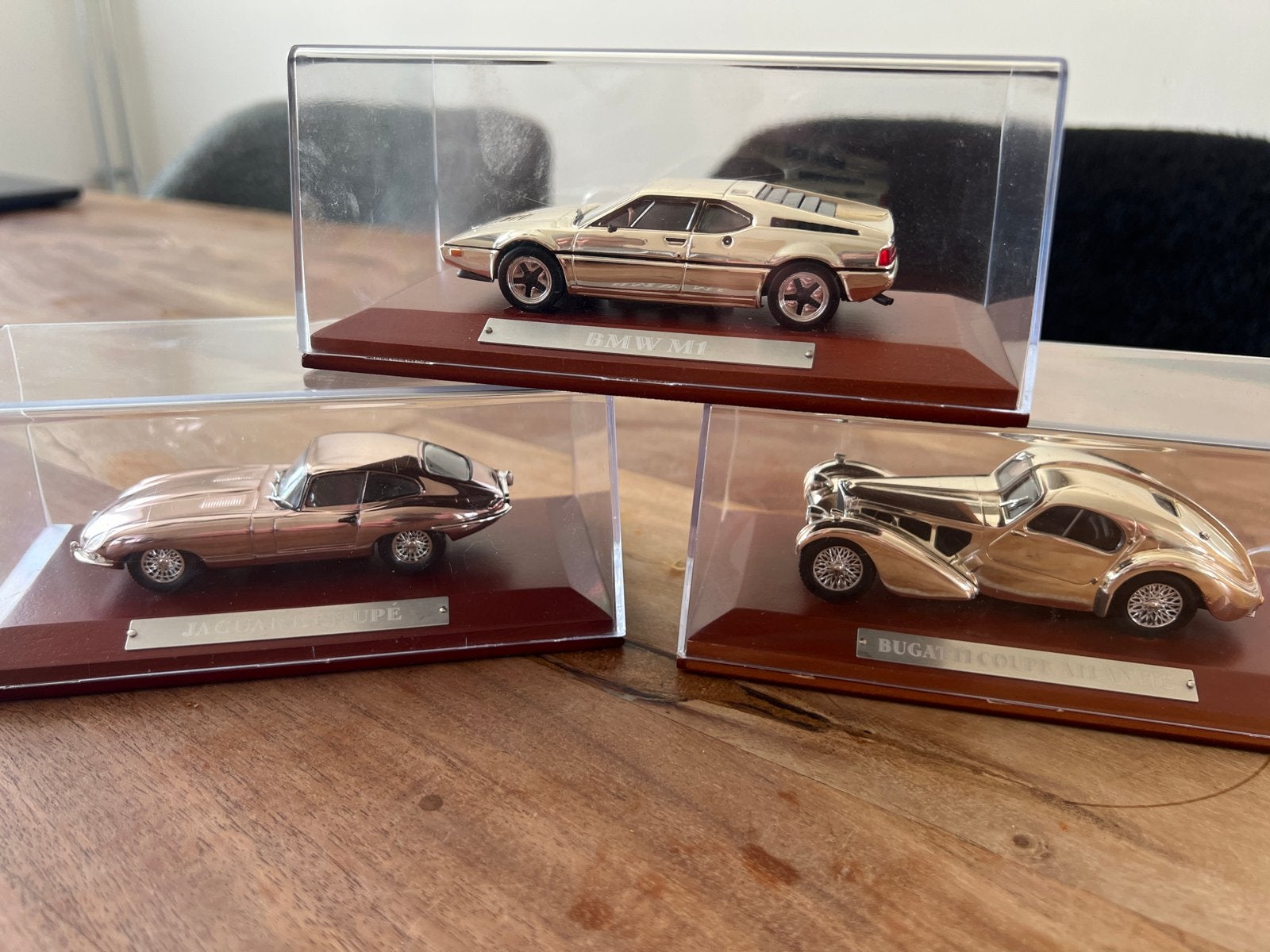 Set van 3  modelauto's: BMW, Bugatti, Jaguar, Overige merken, Auto, 1:32 tot 1:50, Ophalen of Verzenden
