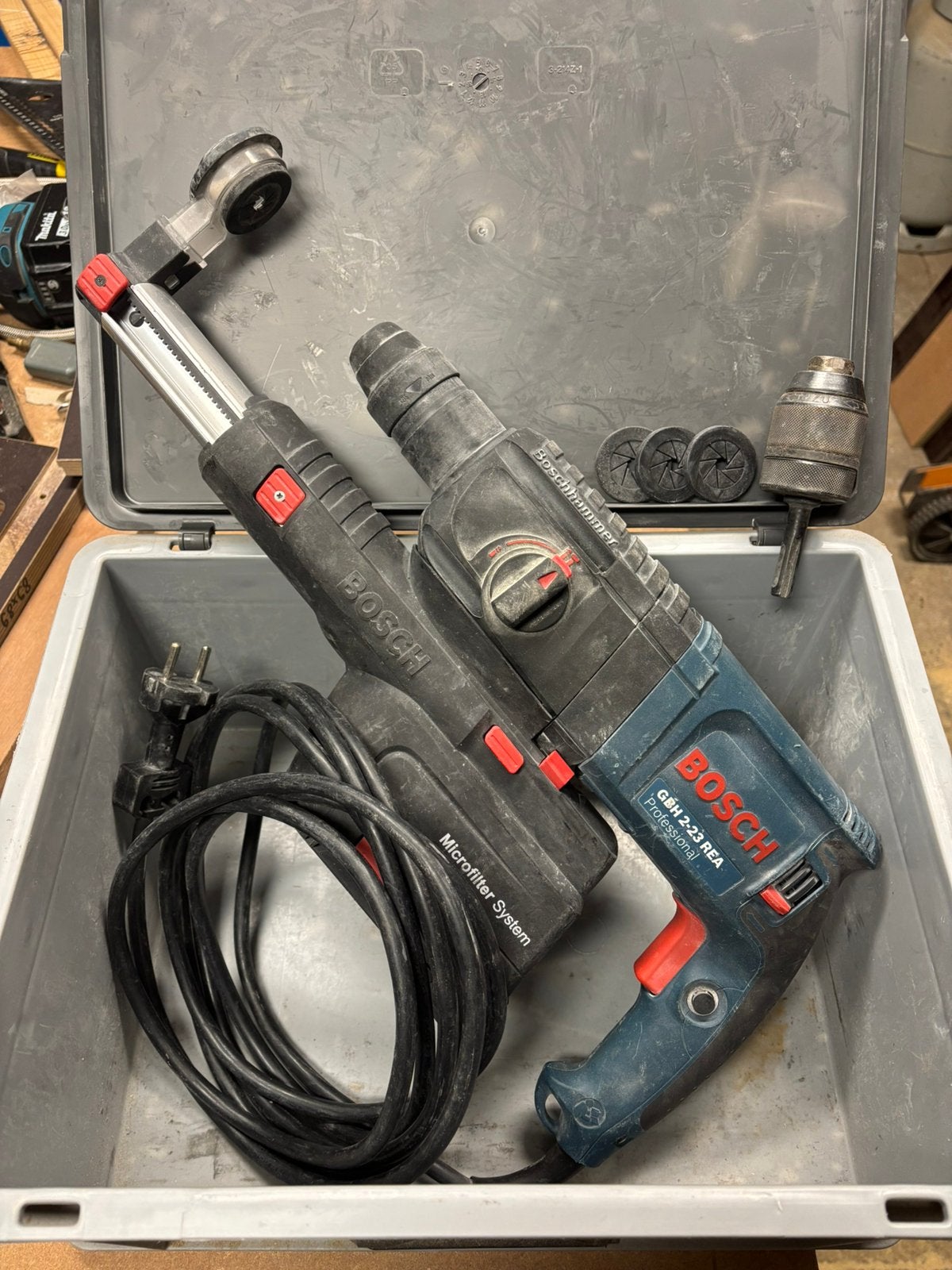 Bosch boorhamer GBH 2-23 REA, Ophalen of Verzenden, Zo goed als nieuw, Boor- en/of Breekhamer