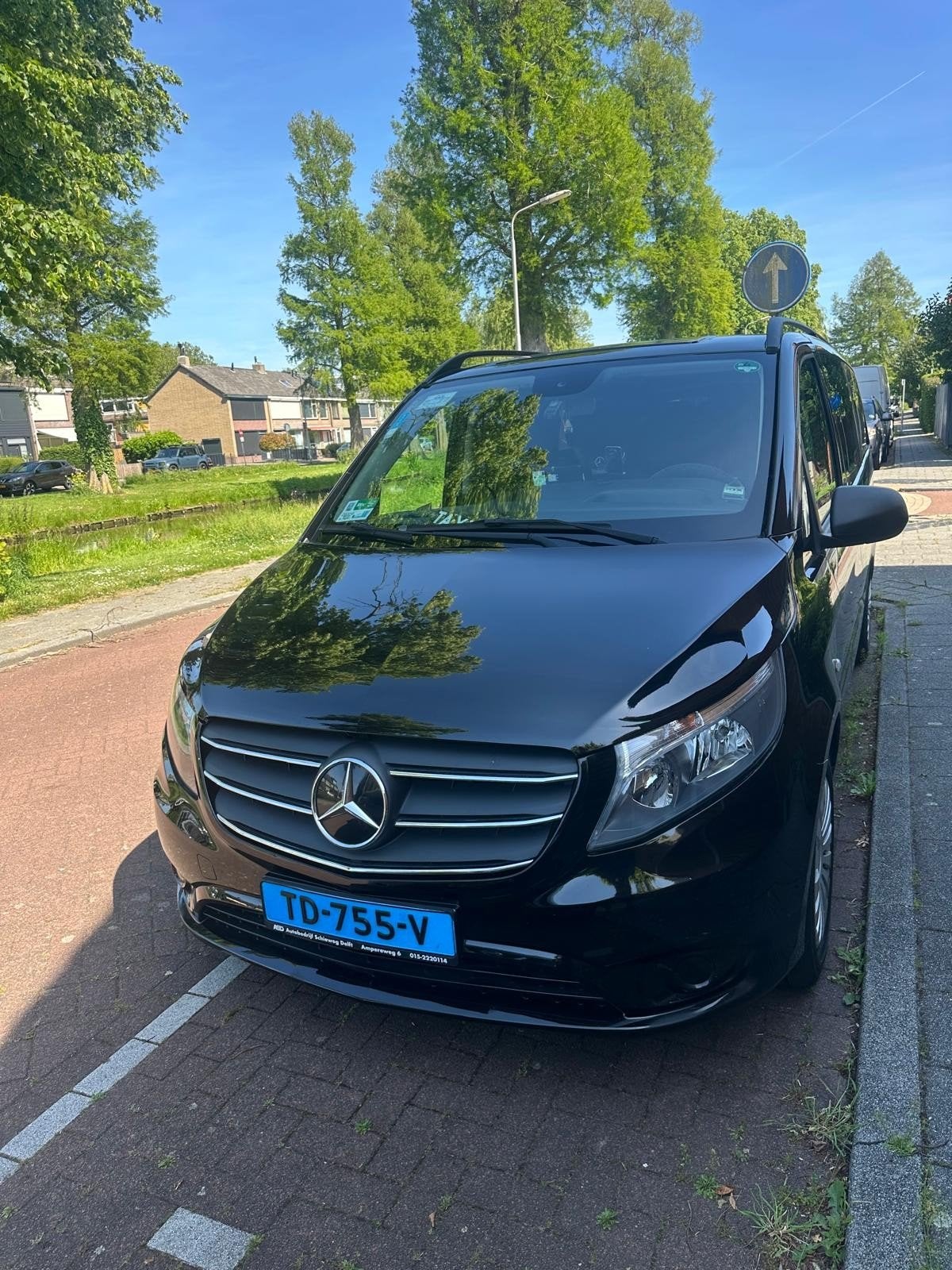 Mercedes-Benz Vito Tourer w447 114 CDI 9-persoons, 2000 kg, Zwart, Origineel Nederlands, Diesel