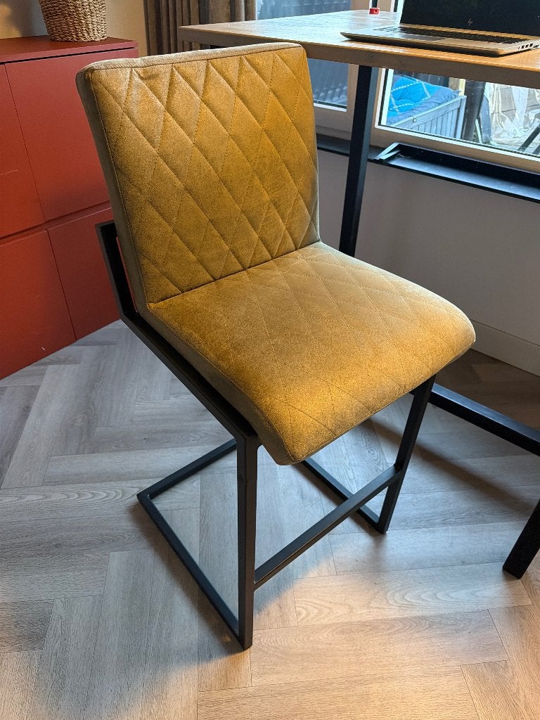 Luxe barstoelen/ barkrukken, Huis en Inrichting, Barkrukken, Ophalen, Met voetsteun, Zo goed als nieuw, 90 cm of meer