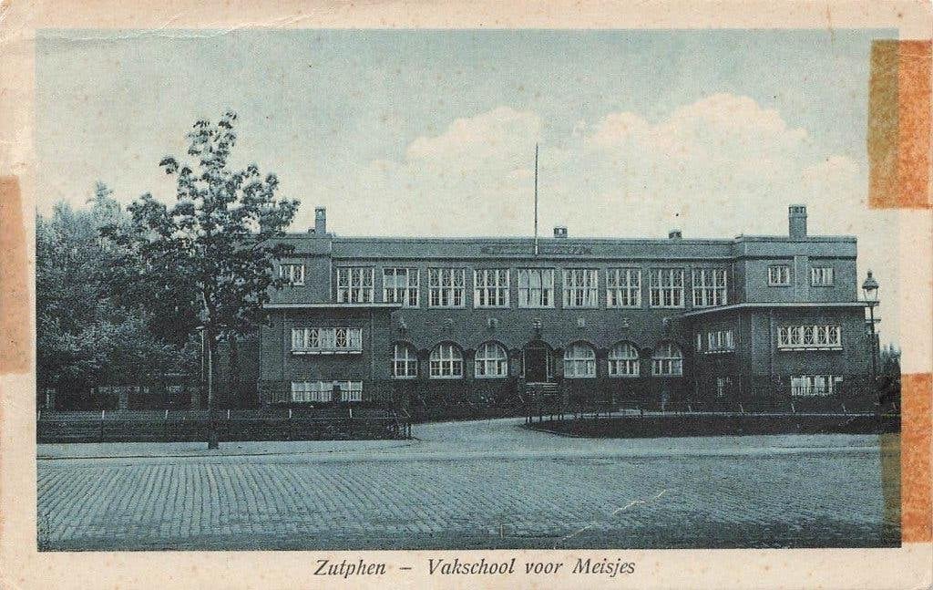 Zutphen, Vakschool voor Meisjes, Ophalen of Verzenden, 1940 tot 1960, Gelopen, Gelderland