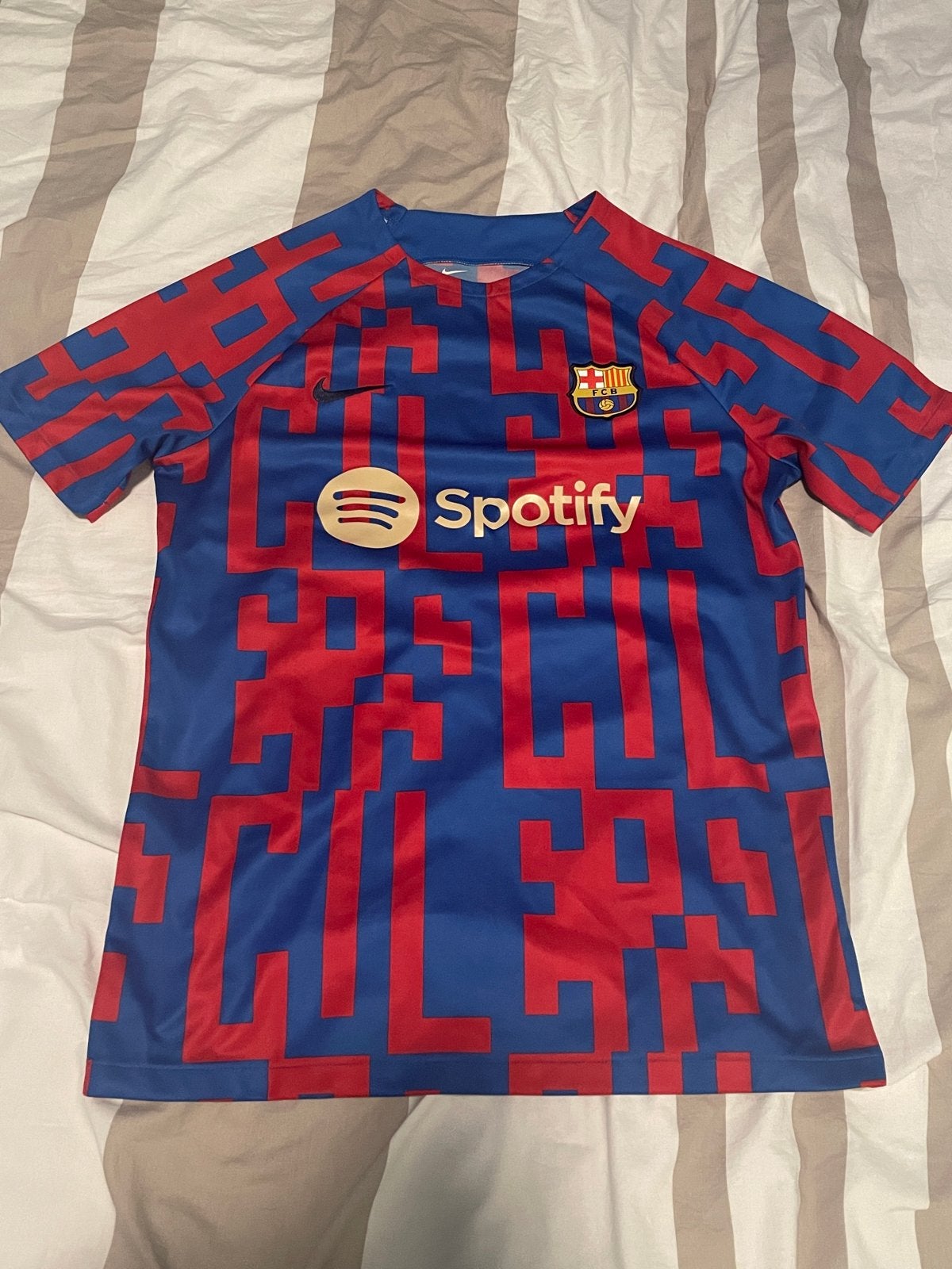 FC Barcelona x Spotify voetbalshirt - Maat M, Kleding | Heren, Ophalen of Verzenden, Zo goed als nieuw, Maat 48/50 (M), Meerkleurig