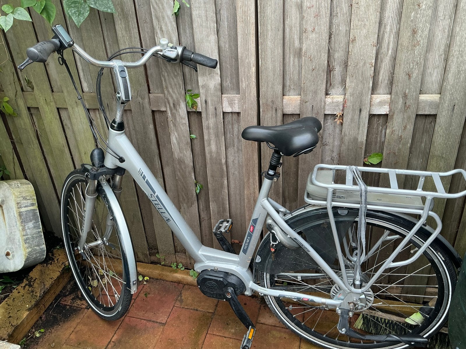 Stella Novara E-bike - Motor defect, display en accu goed, Ophalen, Gebruikt, 30 tot 50 km per accu