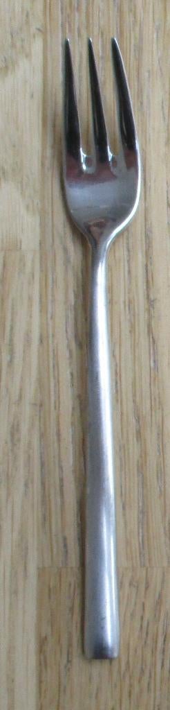 BSF 18/10 gebakvork matte steel 15,8cm 33 gram Quest?, Huis en Inrichting, Keuken | Bestek, Ophalen of Verzenden, Nieuw, Rvs of Chroom