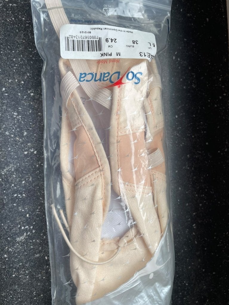 SO DANCA balletschoenen (nieuw!) - maat 38, Ophalen of Verzenden, Nieuw, Schoenen