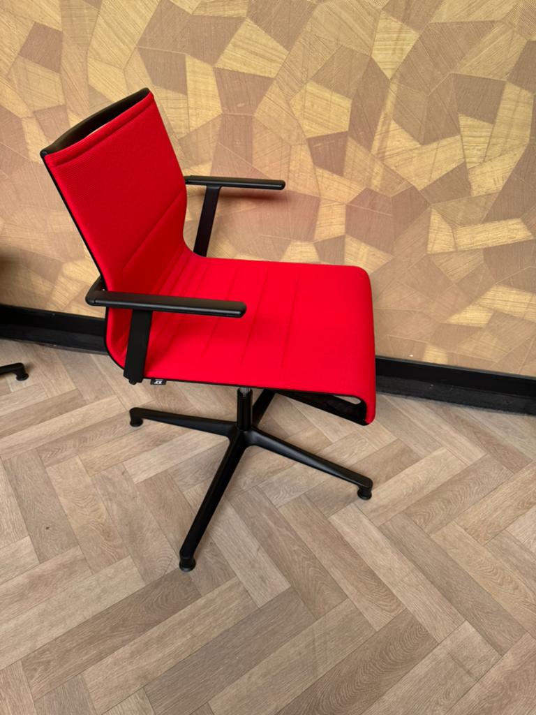 ICF Una Chair, Ophalen of Verzenden, Zo goed als nieuw, Zwart