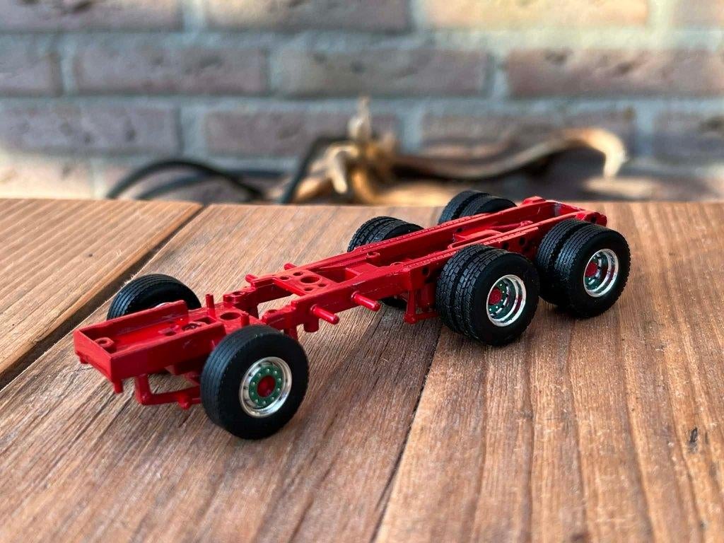 WSI Sleper chassis, Hobby en Vrije tijd, Modelauto's | 1:50, Ophalen of Verzenden, Zo goed als nieuw, Bus of Vrachtwagen, Wsi
