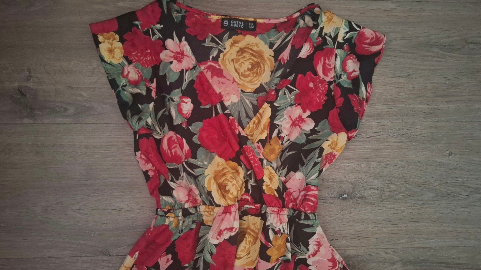 Bloemenjurk met overslag en elastische taille, maat 36/38, Guts & Gusto, Meerkleurig, Ophalen of Verzenden, Zo goed als nieuw