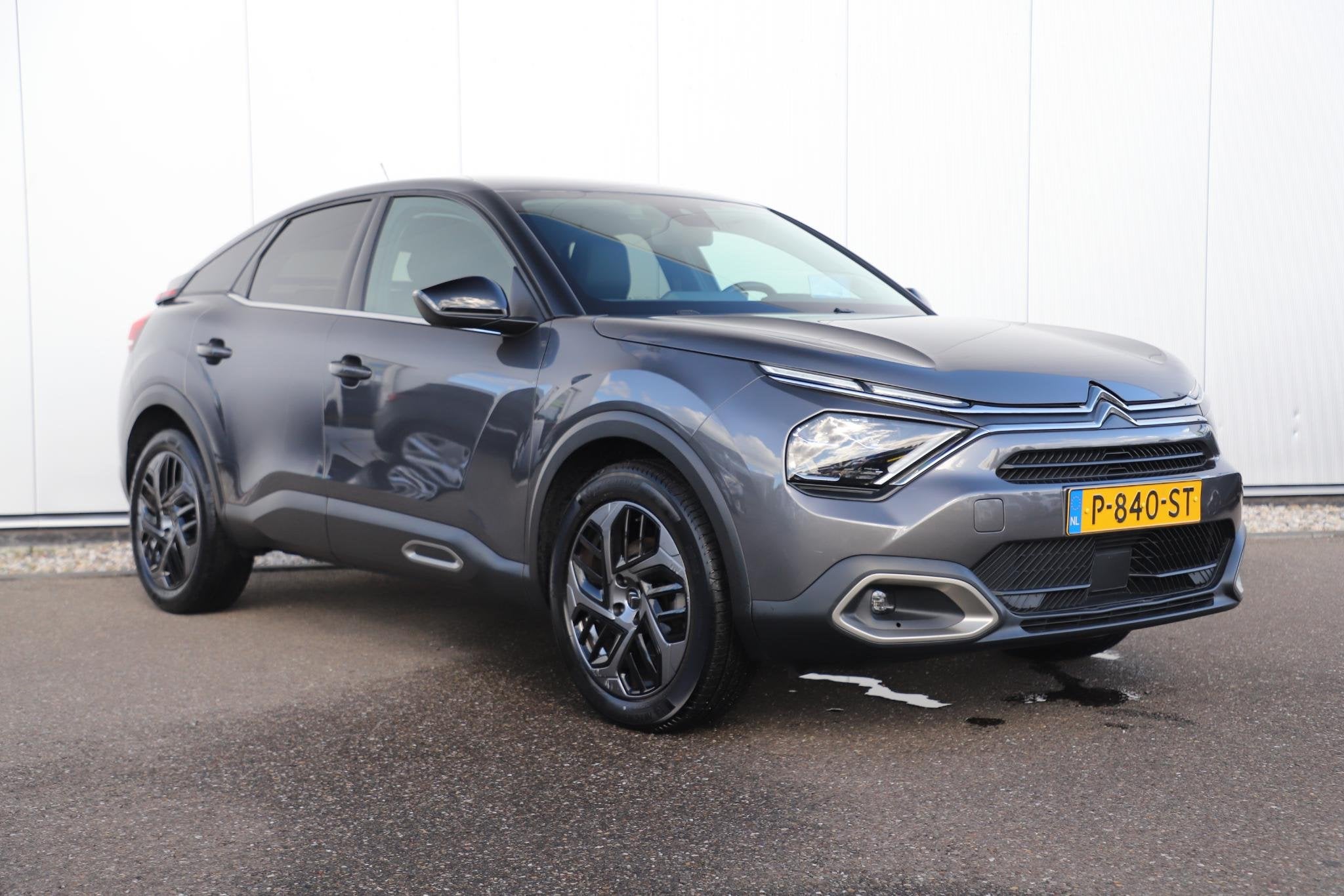Citroen C4 1.2 Puretech Feel Pack 131PK Navigatie Achteruitr, Voorwielaandrijving, Gebruikt, Euro 6, 1199 cc