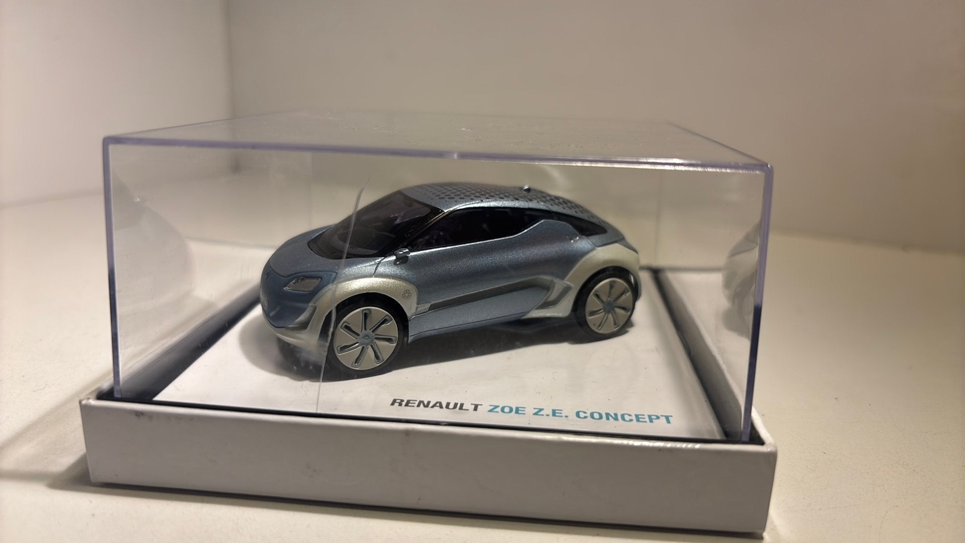 Renault zoe z.e concept norev 1.43