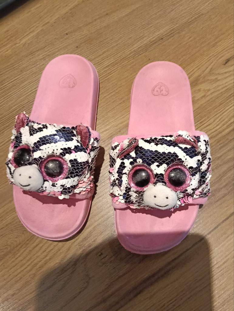 TY slippers maat 32-34 roze zebra met pailletten, Gebruikt, Meisje, Overige typen, Ophalen of Verzenden