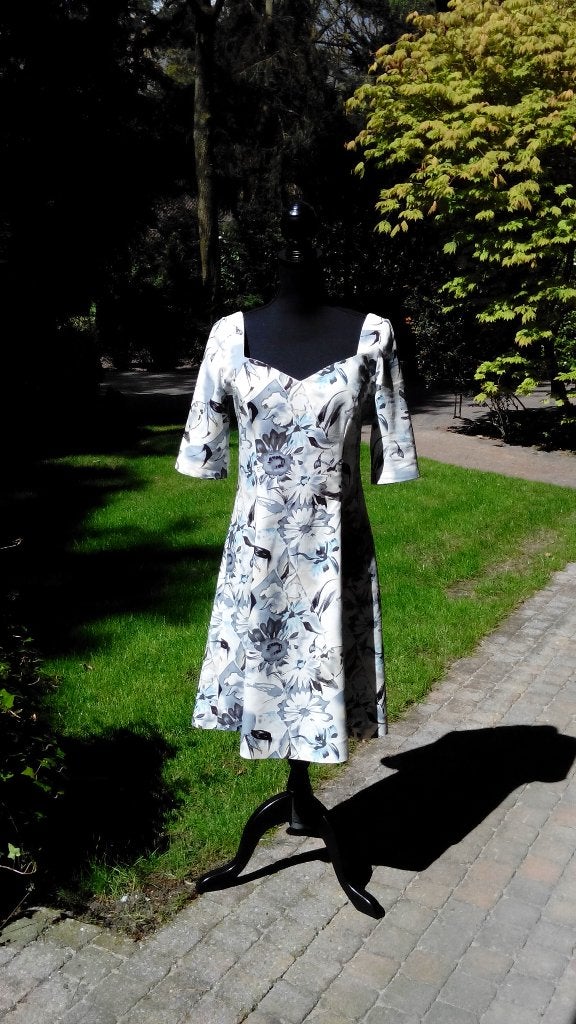 Linnen jurk blauw/wit/zwart maat 38, Maat 38/40 (M), Handmade, Blauw, Ophalen of Verzenden