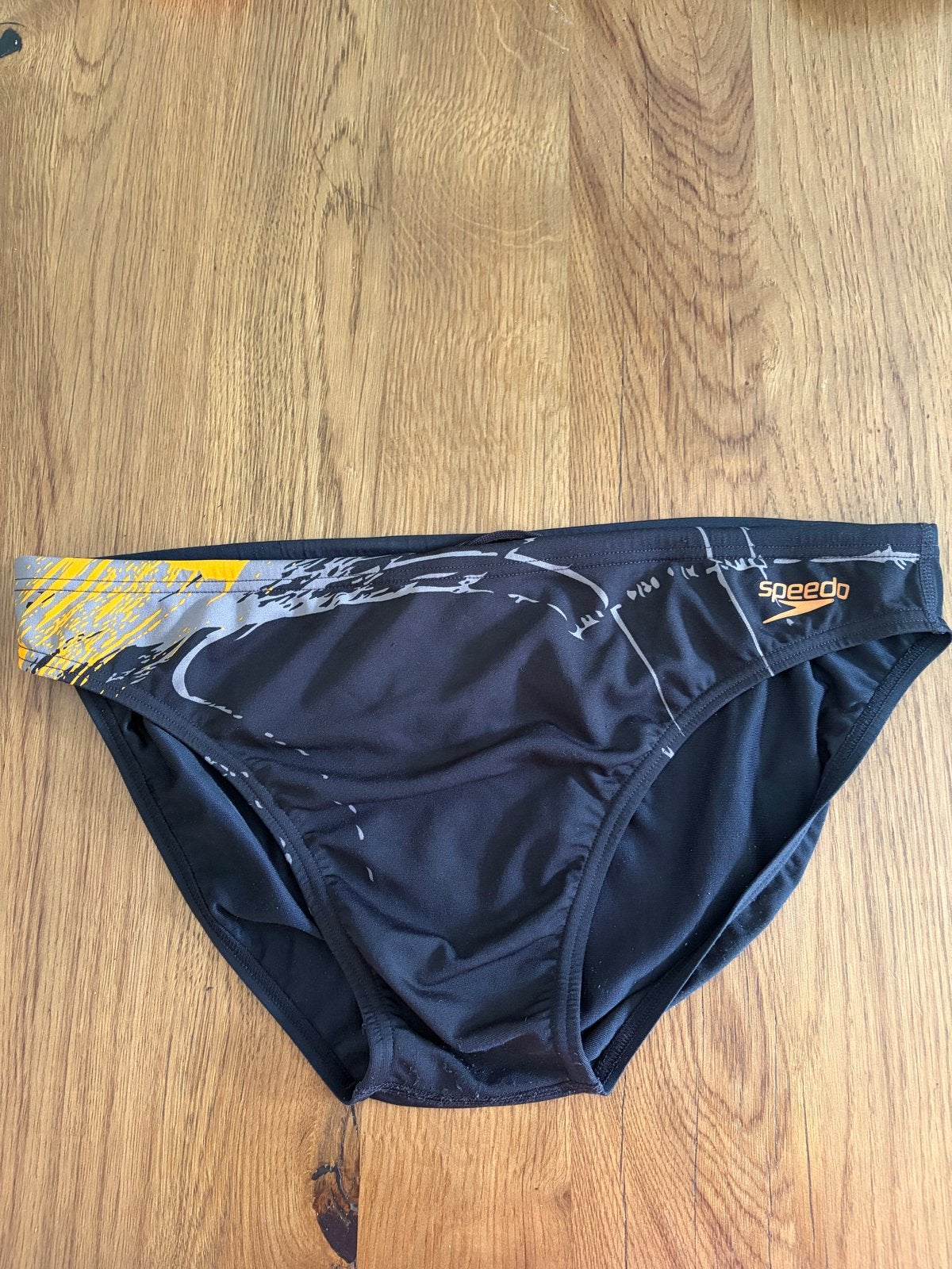 Speedo Zwemslip - Zwart met geel/grijs patroon, Kleding | Heren, Badmode en Zwemkleding, Ophalen of Verzenden, Maat 52/54 (L)