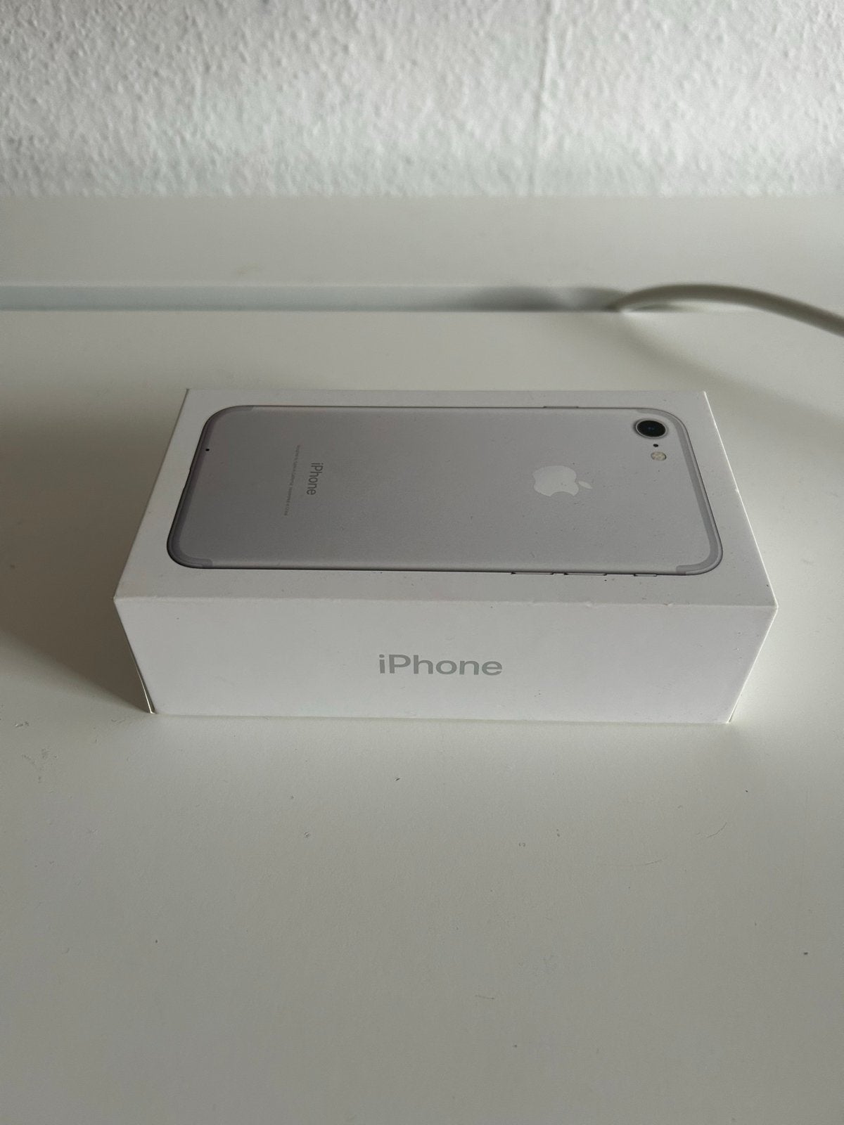 Lege doos iPhone 7 met boekjes, Ophalen of Verzenden, Zo goed als nieuw, Overige typen, Apple