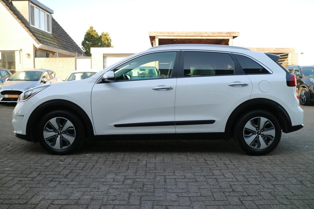 Kia Niro 1.6 GDi Hybrid DynamicLine | Goed onderhouden!, Gebruikt, Euro 6, 2 kWh, Leder en Stof