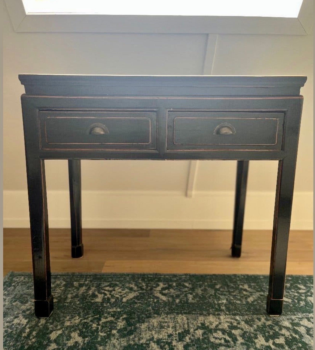 Antieke houten sidetable met twee lades, Ophalen of Verzenden