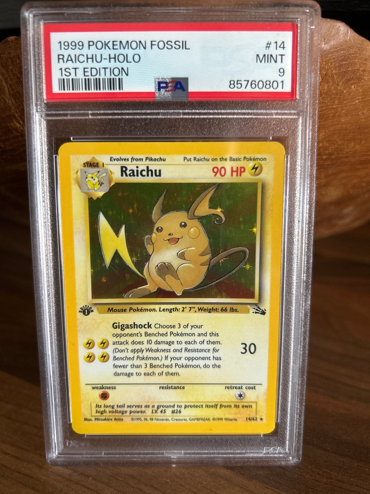 1999 Pokémon Fossil Raichu-Holo 1st Edition PSA 9 MINT, Ophalen of Verzenden, Zo goed als nieuw, Losse kaart