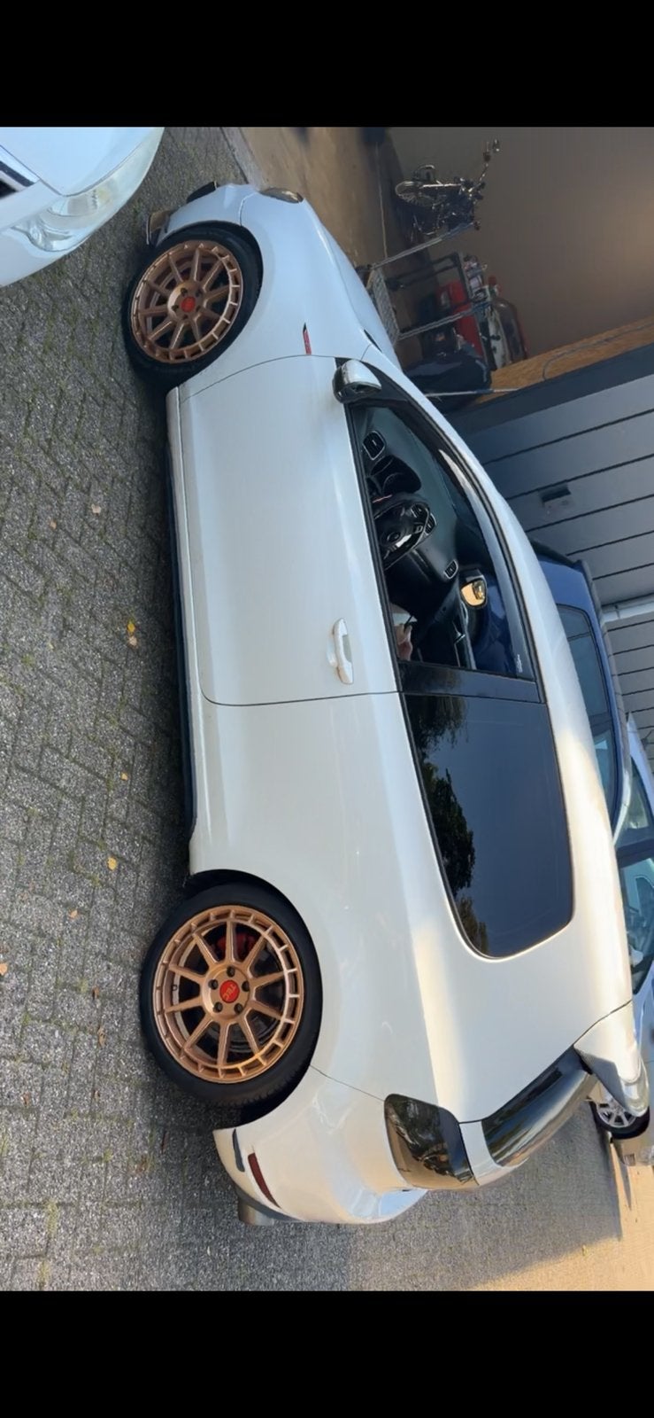 Volkswagen Golf 2.0 GTI 155KW DSG 2010 Wit stage 2 300hp, 4 cilinders, Wit, 14 km/l, 1314 kg