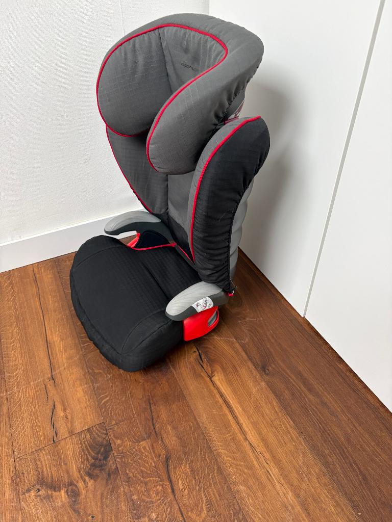 Porsche kinderzitje / autostoel (Britax Romer Kid Plus), Kinderen en Baby's, Overige merken, 15 t/m 36 kg, Verstelbare rugleuning