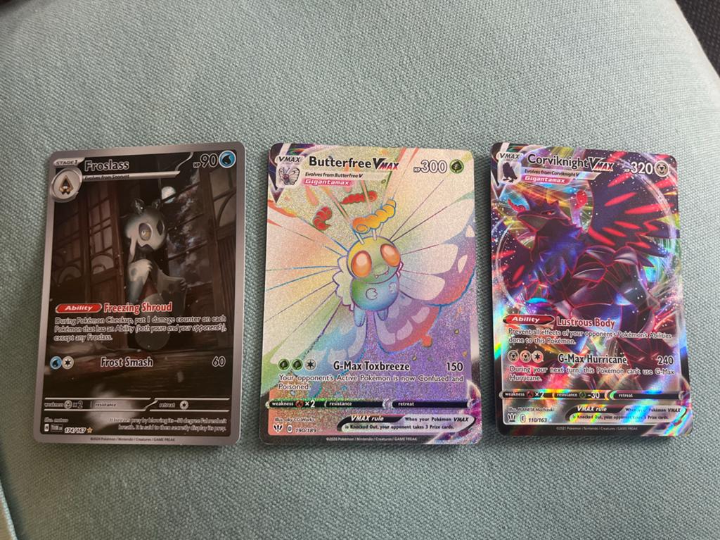 Pokémon VMAX Kaarten: Butterfree, Corviknight, Froslass, Ophalen of Verzenden, Zo goed als nieuw, Meerdere kaarten