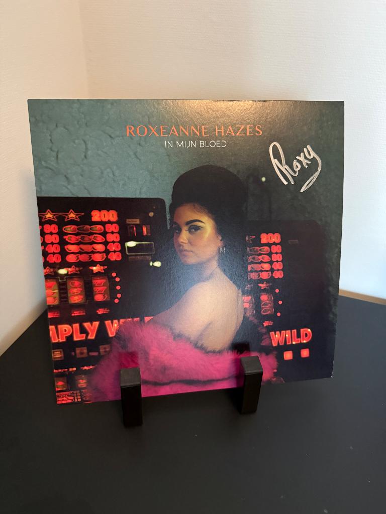 Gesigneerd vinyl Roxeanne Hazes - In Mijn Bloed, 2020 tot heden, Ophalen of Verzenden, Zo goed als nieuw, 12 inch