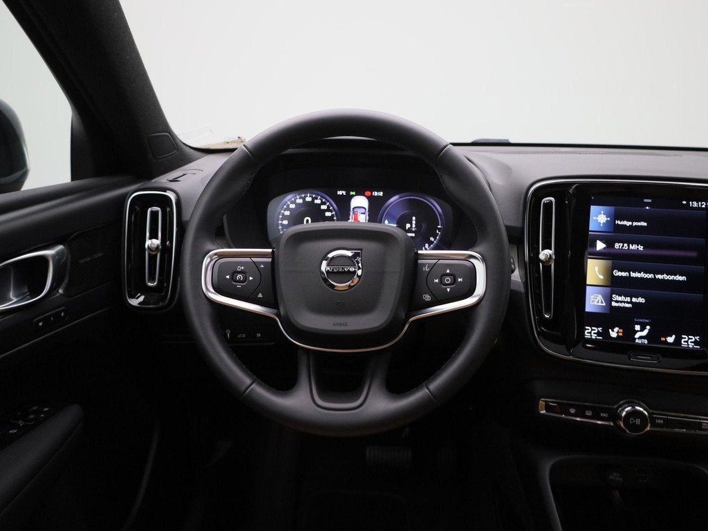 Volvo XC40 1.5 T4 Recharge Inscription | Automaat | Panorama, 12 maanden, Euro 6, 1712 kg, Blauw