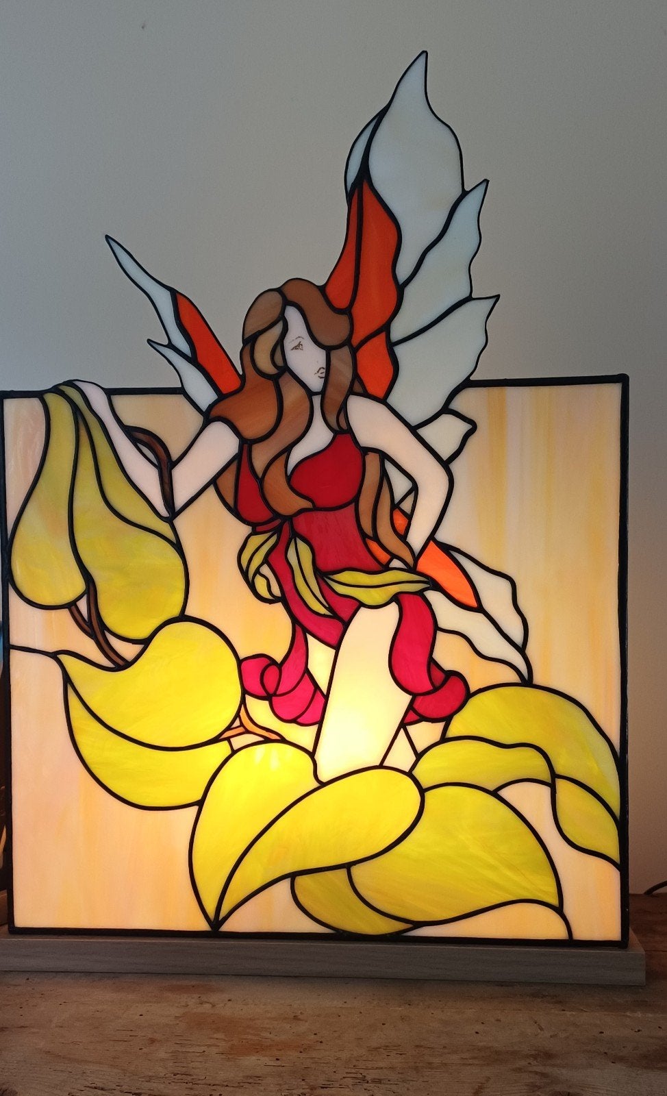 Twee handgemaakte glas-in-lood feeën objecten, Ophalen, Glas, Handgemaakt, 20 - 50 cm