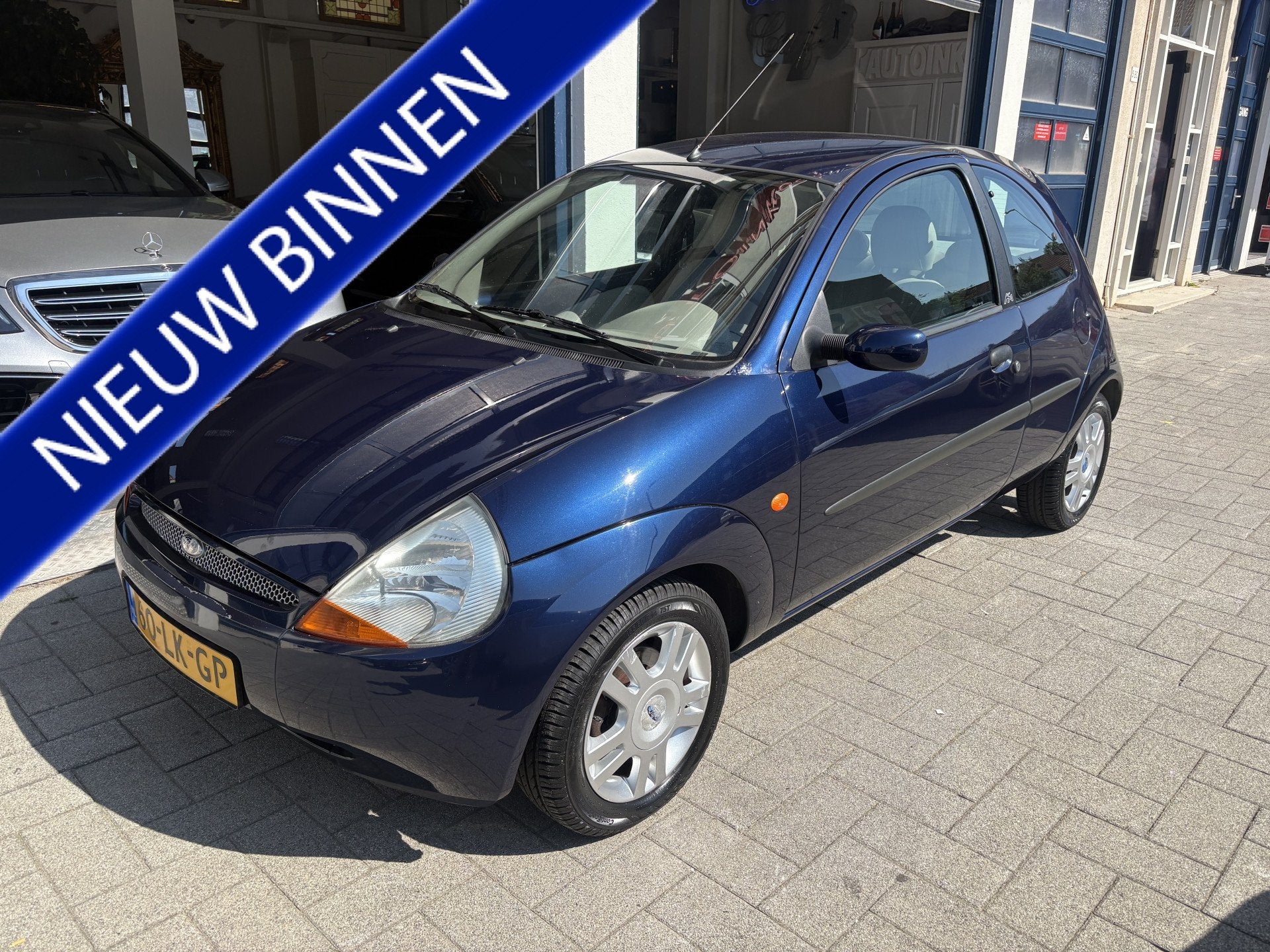 Ford Ka 1.3 Couture II NAP/NL AUTO/LEDER/AIRCO/NW APK 07-202, Auto's, Ford, Voorwielaandrijving, 1299 cc, 15 km/l, Gebruikt