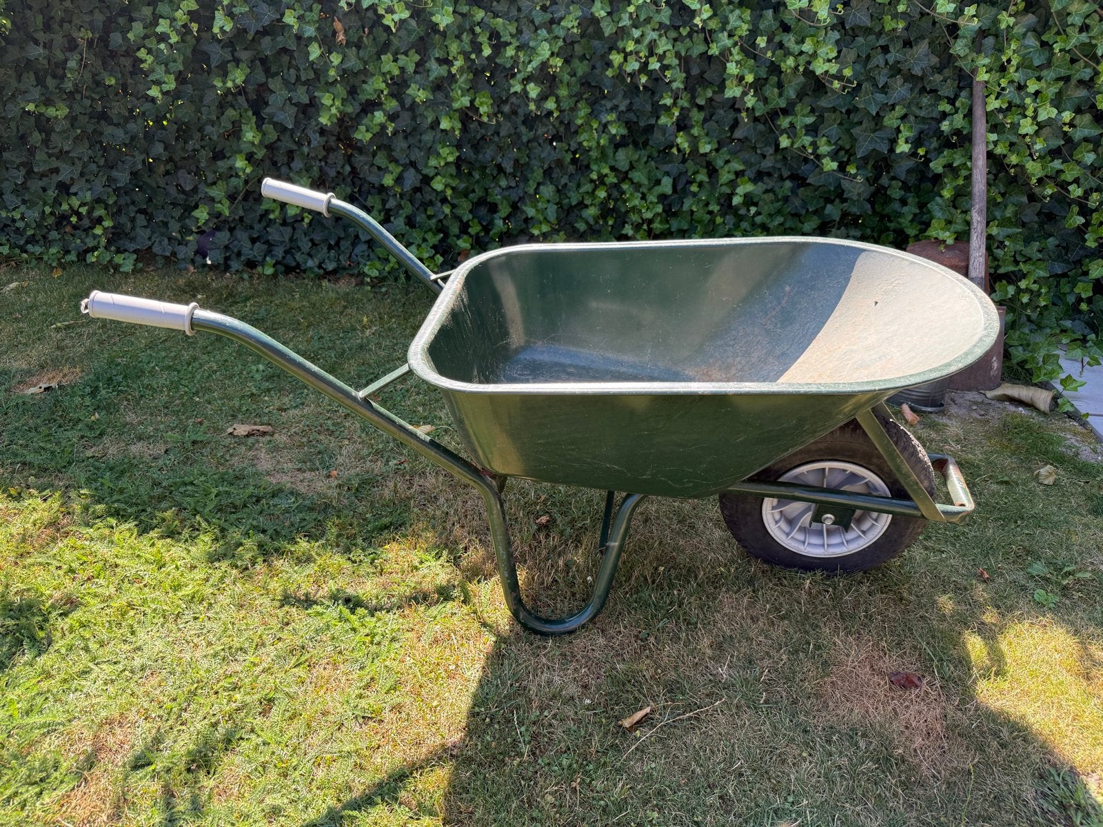 Stevige groene kruiwagen voor tuin en bouw FORT, Ophalen, Gebruikt, Handmatig, Eenwielig