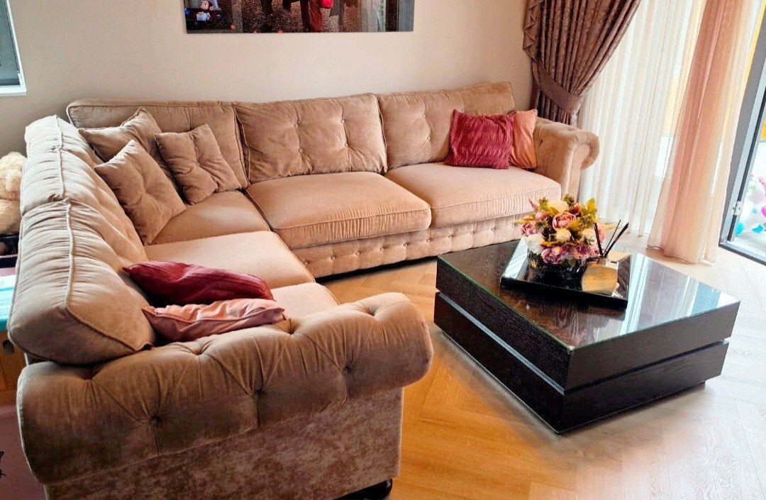 Als nieuw grote (L) Hoekbank urbansofa taupe bruine kleur 
b, Huis en Inrichting, Ophalen, Zo goed als nieuw, Stof