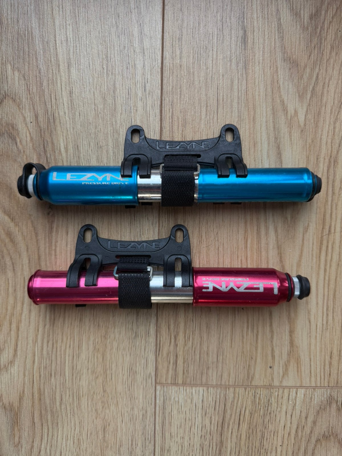 2 Mini Fiets Pompjes Lezyne, Ophalen of Verzenden, Zo goed als nieuw