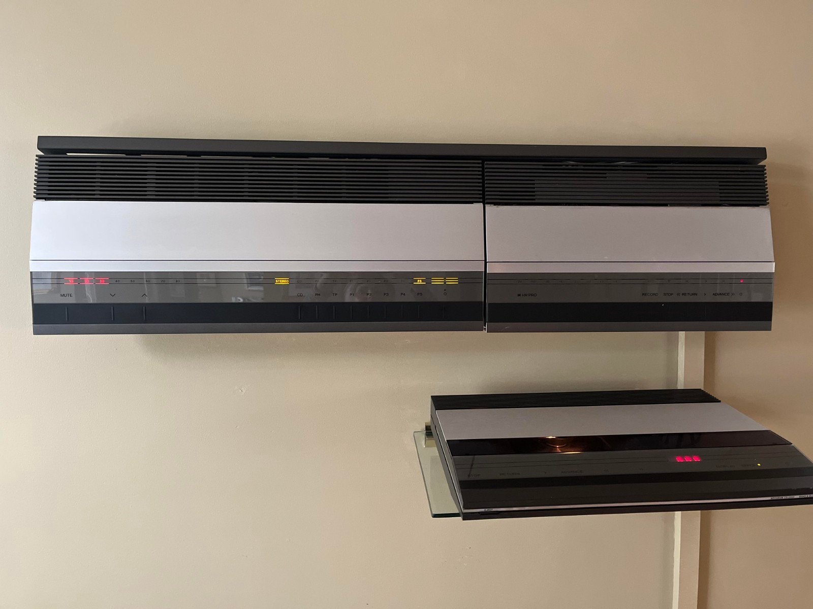 Beosystem 3300 Wall bracket Bang Olufsen B&O, Ophalen, Gebruikt