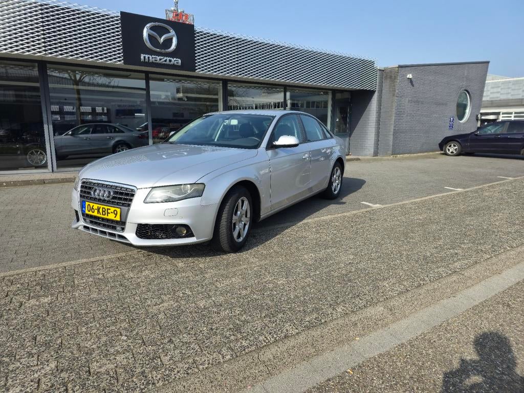 Audi A4 2.0 TFSI ProLine | Nette staat | Onderhoudshistorie, Euro 5, Stof, 1440 kg, Zwart