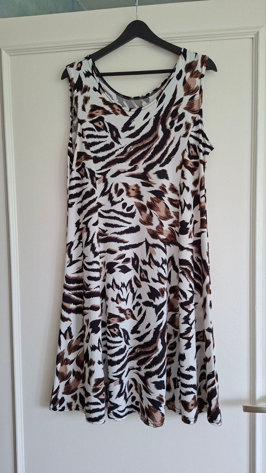 Zomerjurk met dierenprint, Italy, Ophalen of Verzenden, Zo goed als nieuw, Bruin
