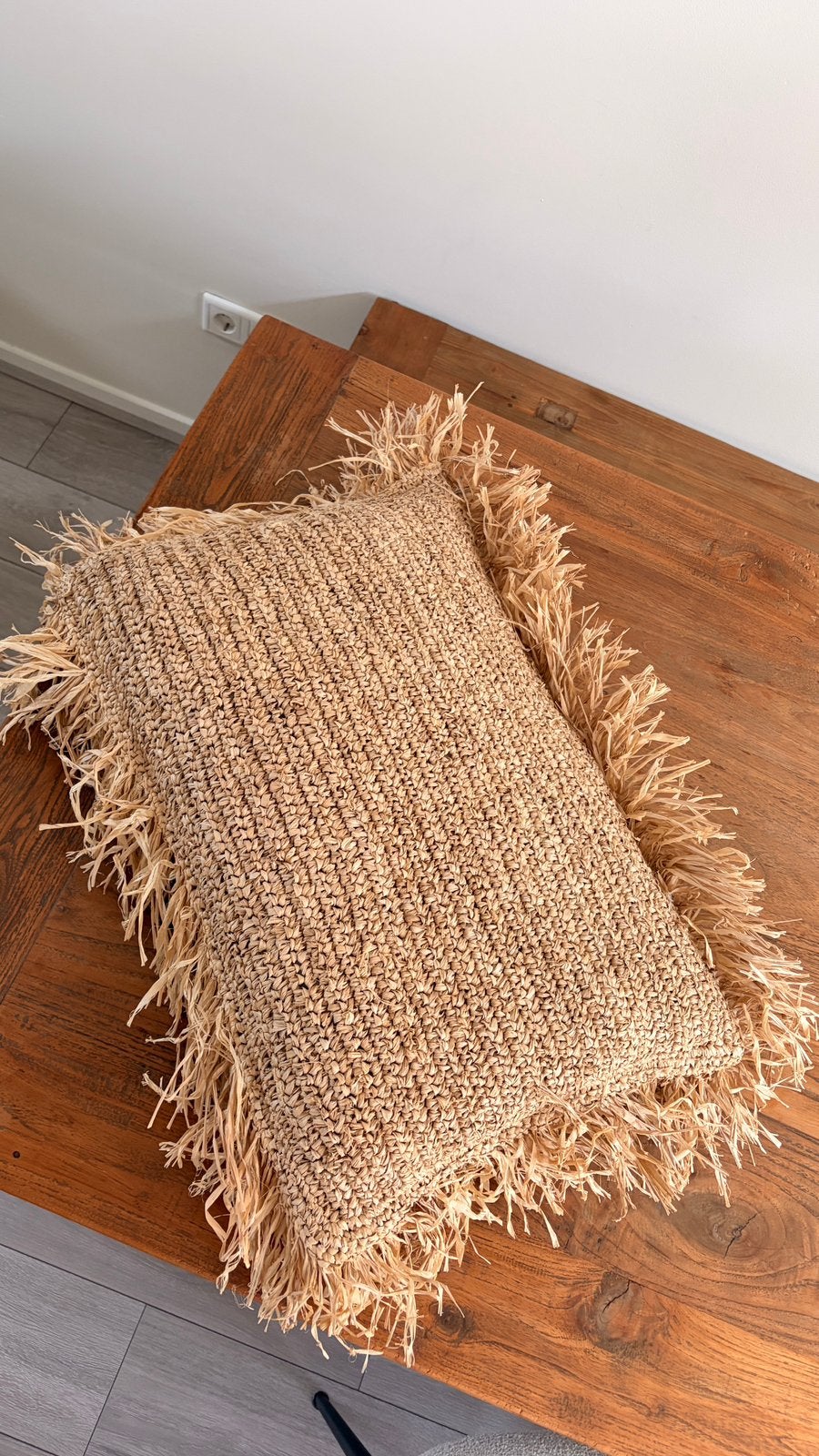 Boho sierkussen 73x45 – raffia look Ibiza naturel franjes, Ophalen, Zo goed als nieuw