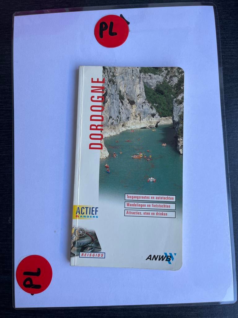 ANWB Actief & Anders Reisgids Dordogne, Europa, Ophalen of Verzenden, Zo goed als nieuw, Reisgids of -boek