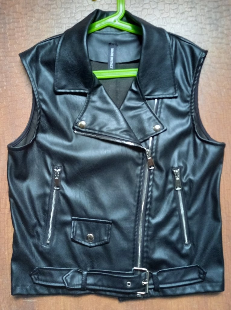 ZGAN!!  Mooie zwarte gilet (1 maat), Ophalen of Verzenden, Zo goed als nieuw, Maat 38/40 (M), Zwart