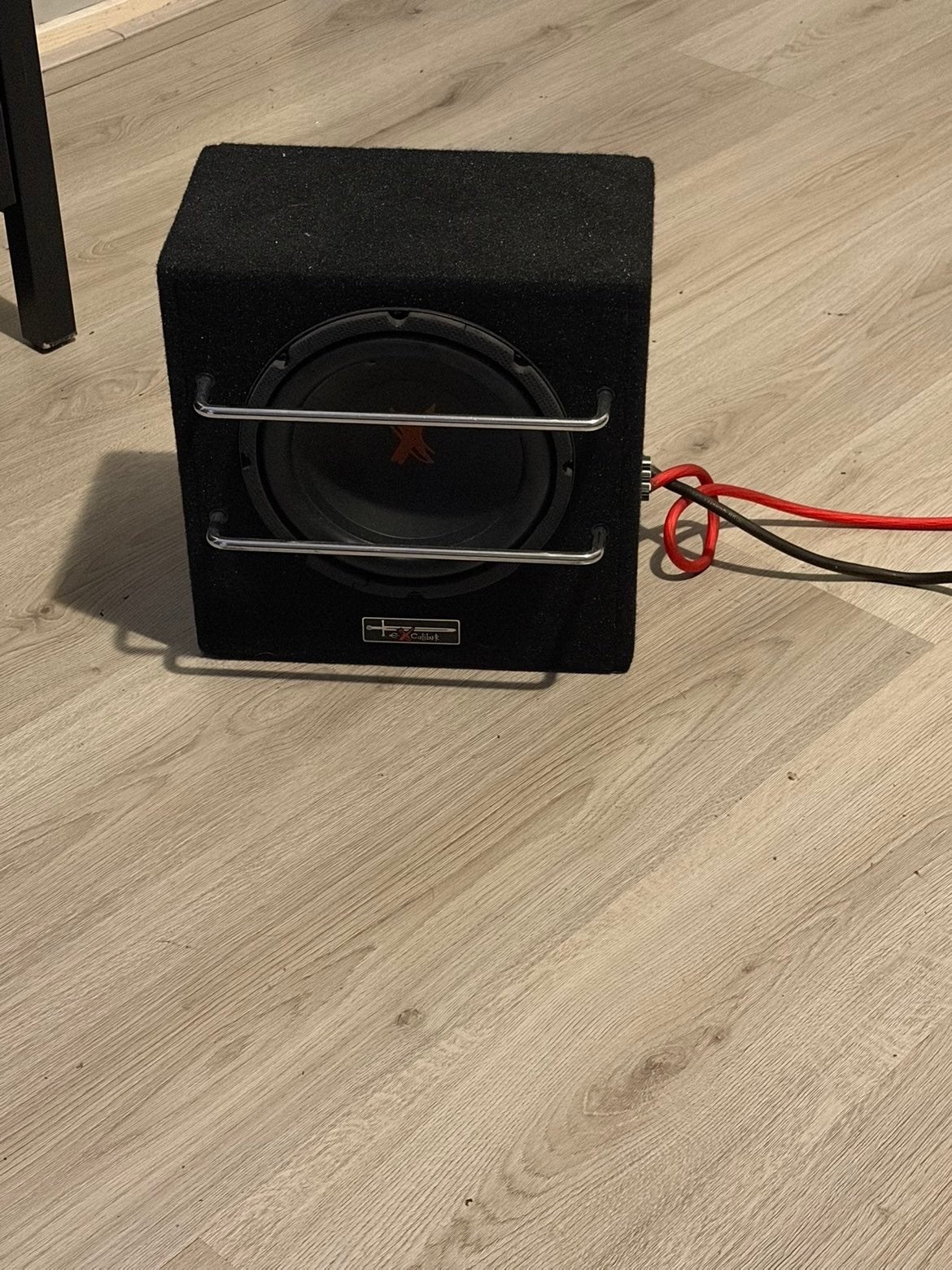 Kicker Subwoofer met behuizing en bekabeling, Ophalen of Verzenden, Gebruikt