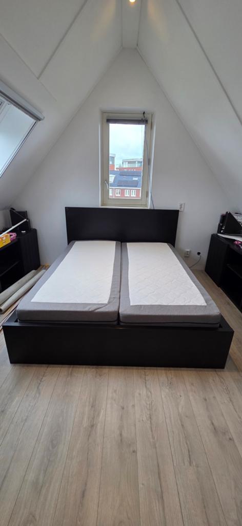 Ikea Malm bed 160x200 met 4 lades en 2 ladeblokken, Ophalen, Gebruikt, Zwart, Tweepersoons