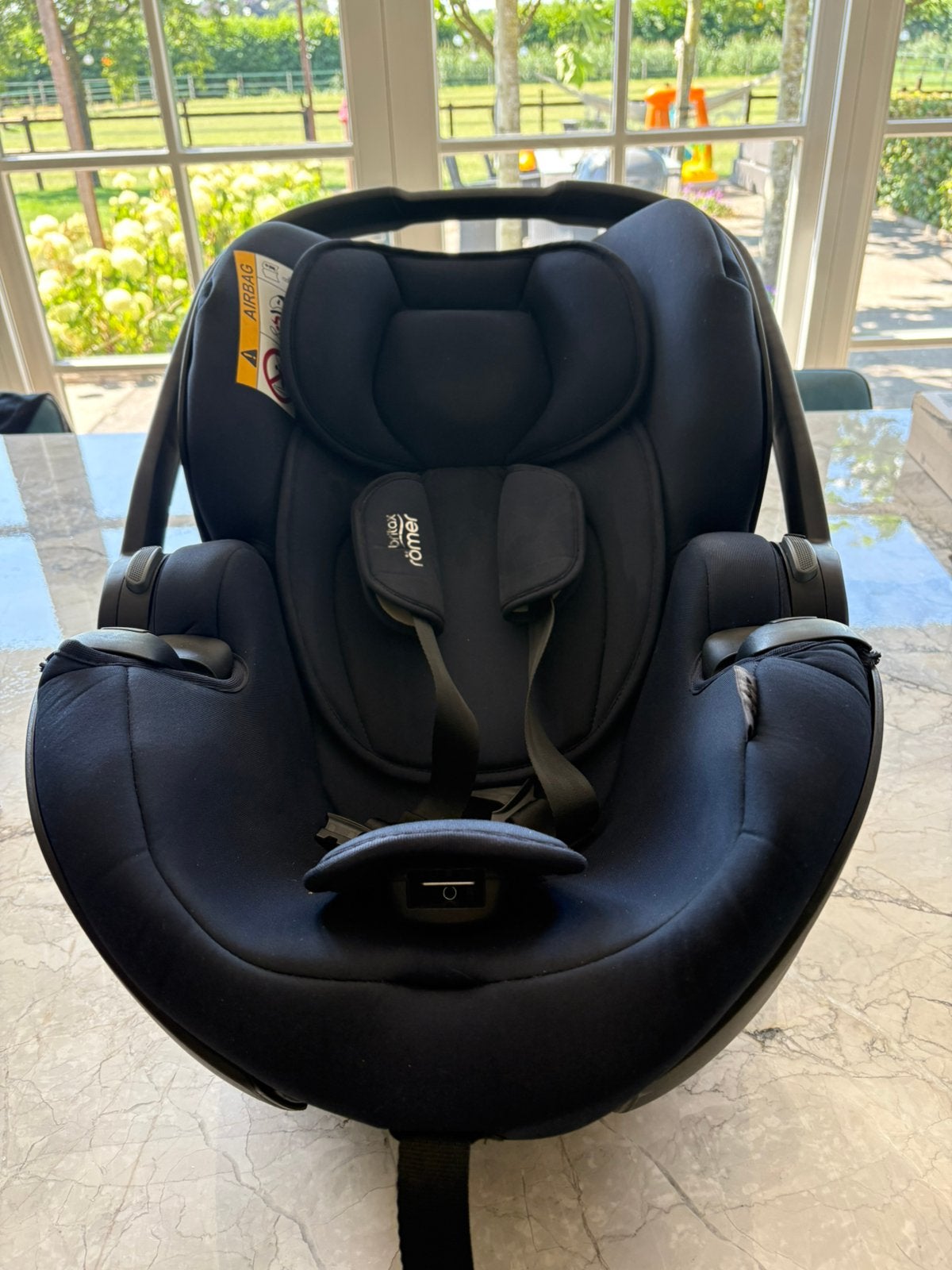 Britax Römer Baby-Safe Pro autostoeltje incl base&adapters, Romer, Ophalen of Verzenden, Zo goed als nieuw, Isofix