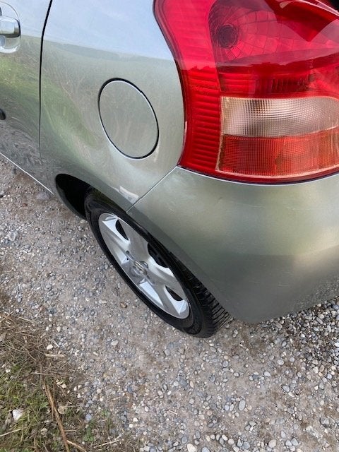 Foto 20 van Toyota Yaris AUTOMAAT met gebruikers sporen