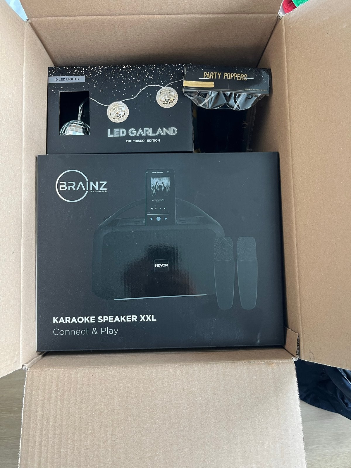 Brainz Karaoke Speaker XXL met LED Garland en Party Poppers, Ophalen of Verzenden, Nieuw, Complete set