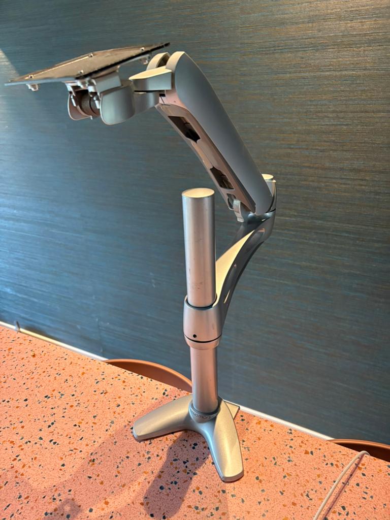 Ergotron LX Desk Mount LCD Arm, Computers en Software, Monitoren, Ophalen of Verzenden, Zo goed als nieuw, Overige typen, Onbekend