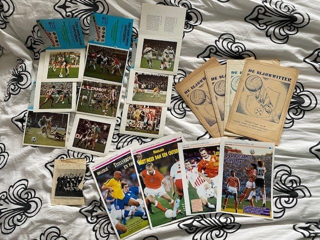 Voetbal memorabilia: platen over voetbal jaren 50-90, Ophalen of Verzenden, Gebruikt, Overige binnenlandse clubs, Poster, Plaatje of Sticker