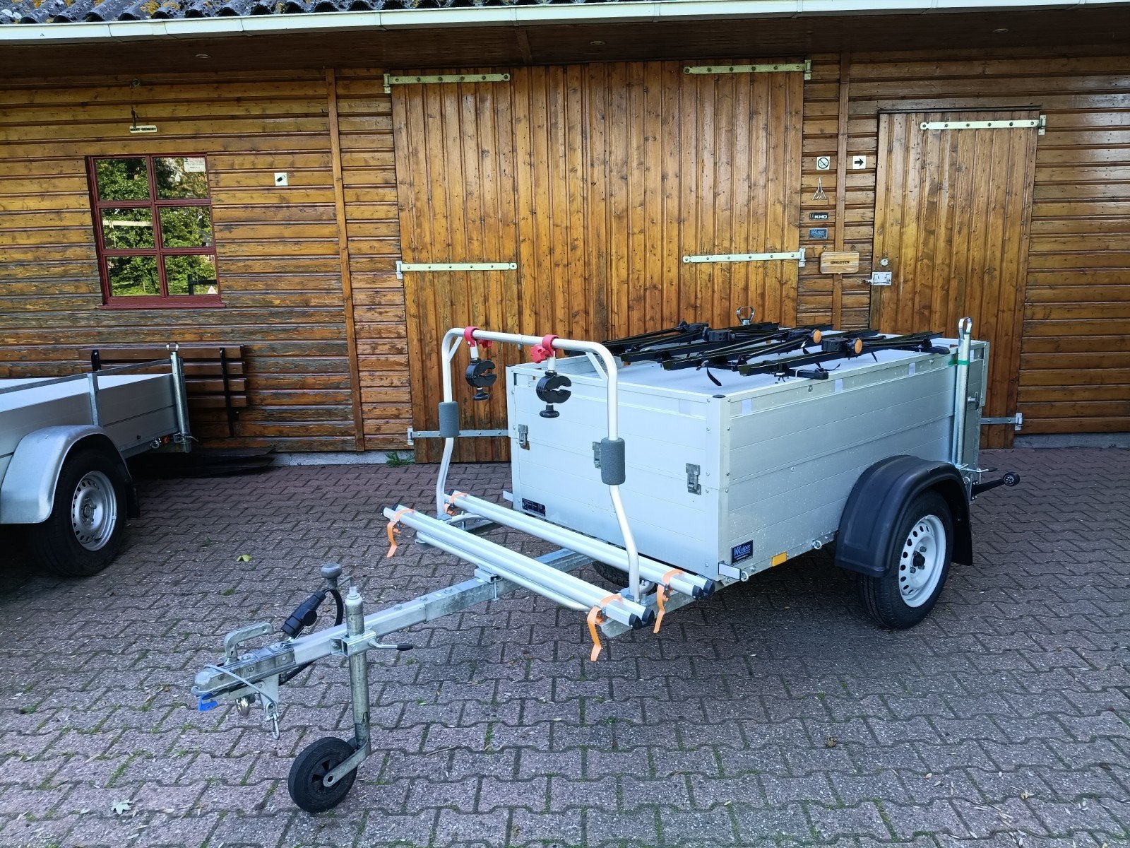 Verhuur Anssems bagagewagen 181x101x48 met fietsendragers